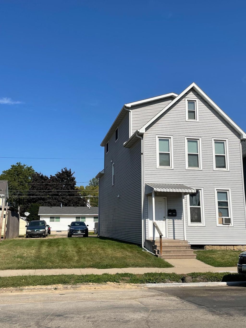 Photo of 2768-2770 Jackson Street, Dubuque, IA 52001 (MLS # 153897)