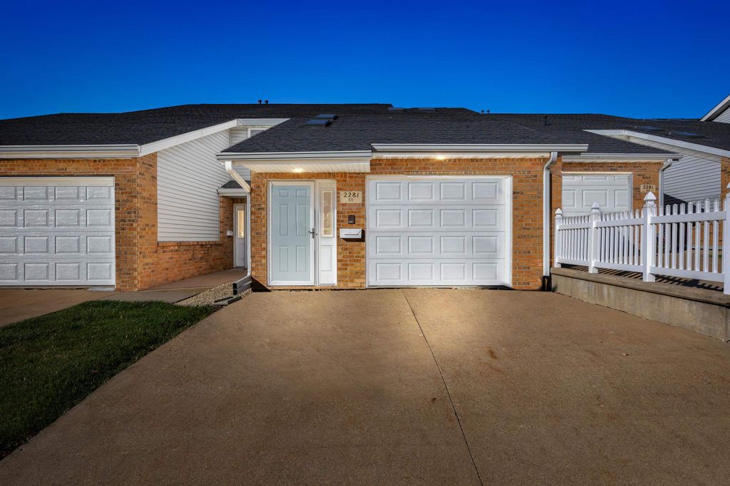 Photo of 2281 Pasadena Drive #Unit 55, Dubuque, IA 52001 (MLS # 153310)