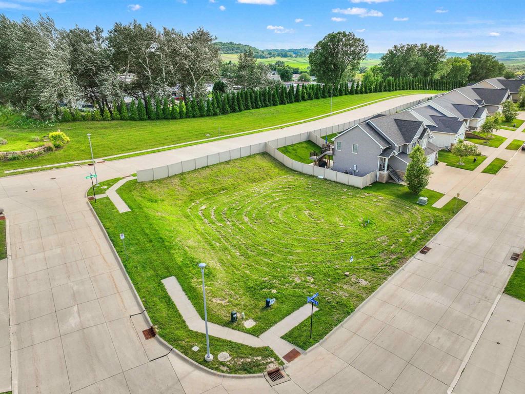 Photo of Lot 3 Autumn Ridge Lane, Dubuque, IA 52003 (MLS # 152553)