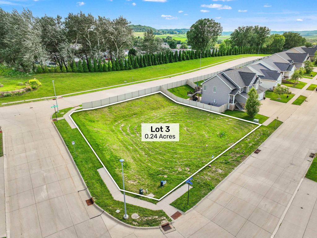 Photo of Lot 3 Autumn Ridge Lane, Dubuque, IA 52003 (MLS # 152553)