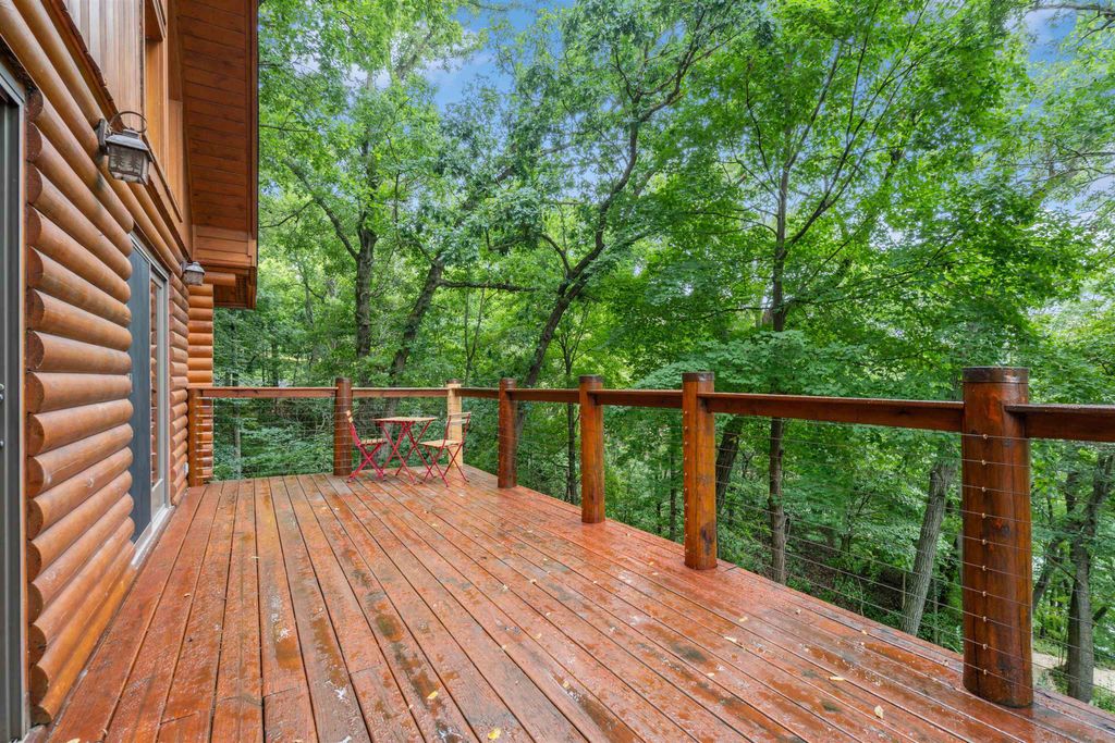 Photo of 26399 215th Avenue, Delhi, IA 52223 (MLS # 153937)