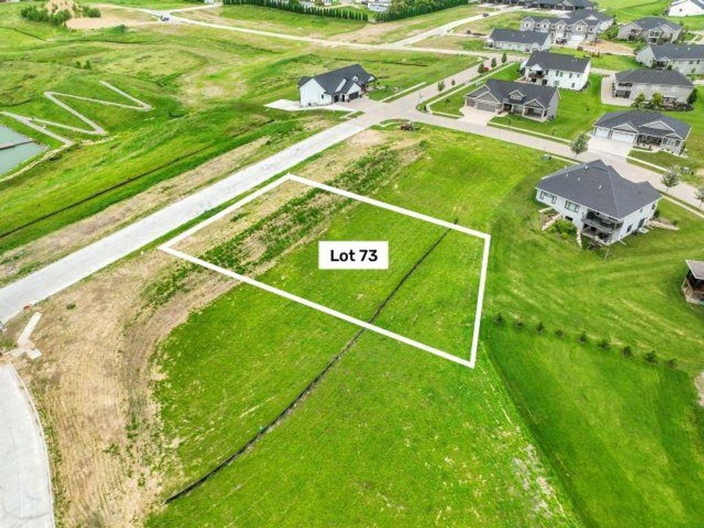Photo of Lot 73 Waterbridge Lane, Dubuque, IA 52003 (MLS # 152537)