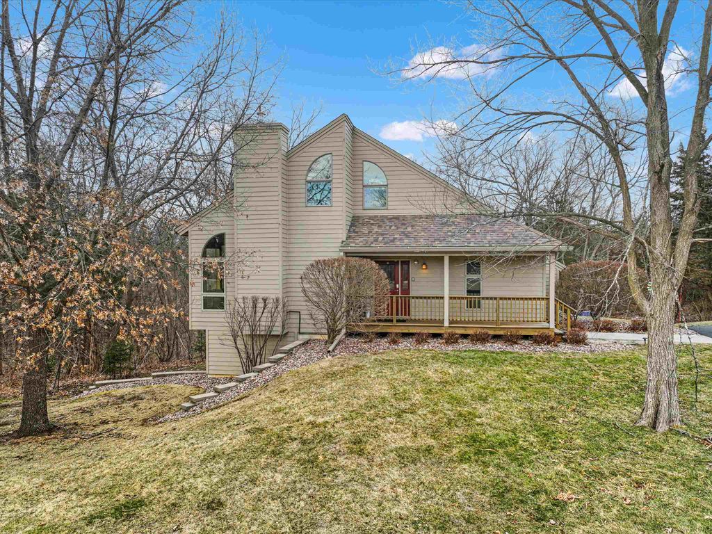 Photo of 1 High Ridge Run, Galena, IL 61036 (MLS # 154086)