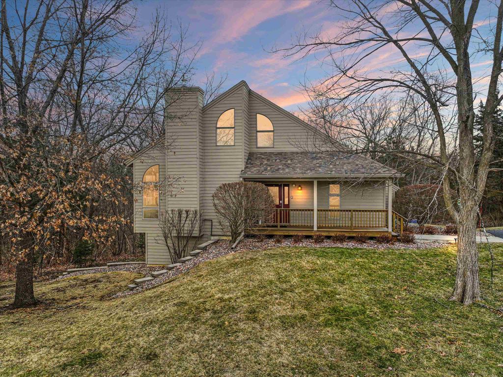 Photo of 1 High Ridge Run, Galena, IL 61036 (MLS # 154086)