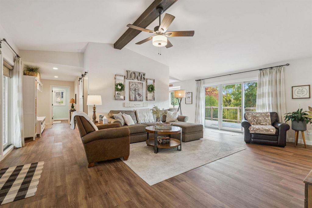 Photo of 3640 Seville Drive, Dubuque, IA 52002 (MLS # 153383)