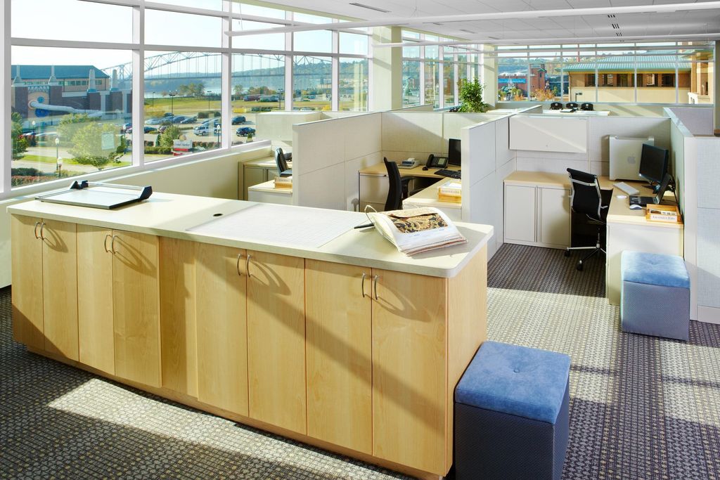 Photo of 385 Bell Street, Dubuque, IA 52001 (MLS # 151645)