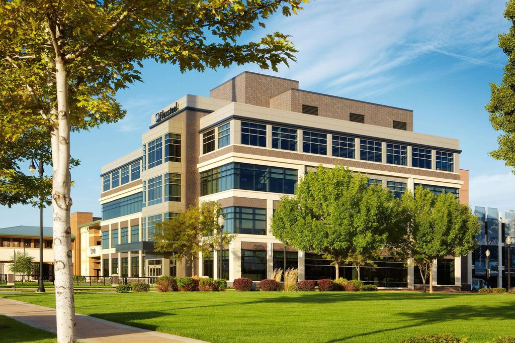 Photo of 385 Bell Street, Dubuque, IA 52001 (MLS # 151645)