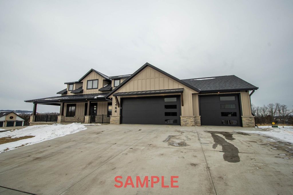 Photo of 14294 Keegan Court, Dubuque, IA 52002 (MLS # 154073)