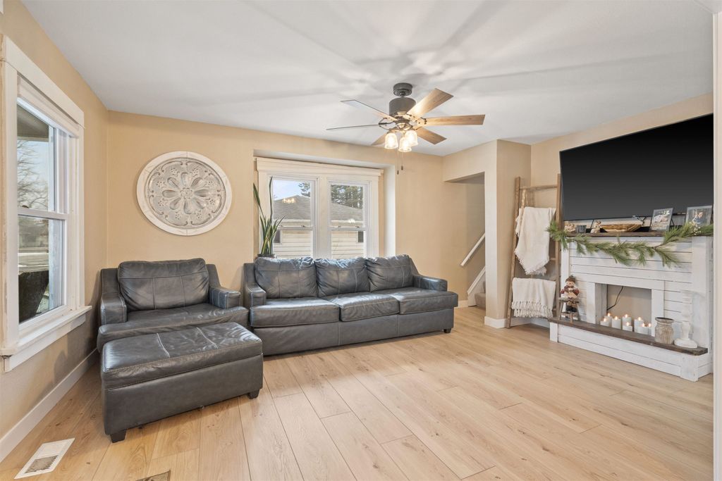 Photo of 115 S Main Street, Dundee, IA 52038 (MLS # 153682)