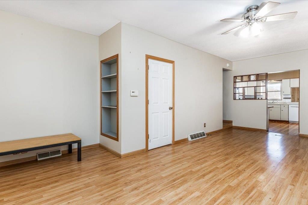 Photo of 663 Angella Street, Dubuque, IA 52001 (MLS # 153490)