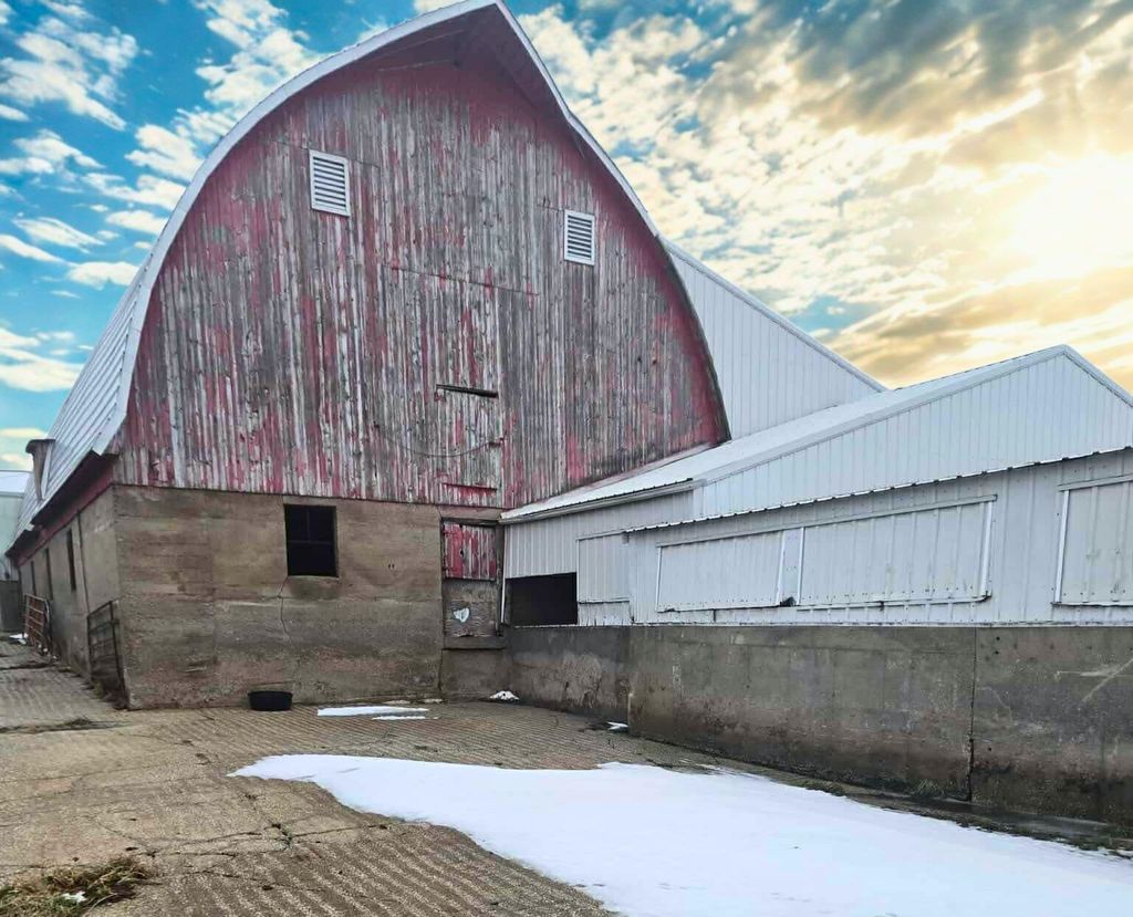 Photo of 23363 Tollgate Road, Holy Cross, IA 52054 (MLS # 153731)