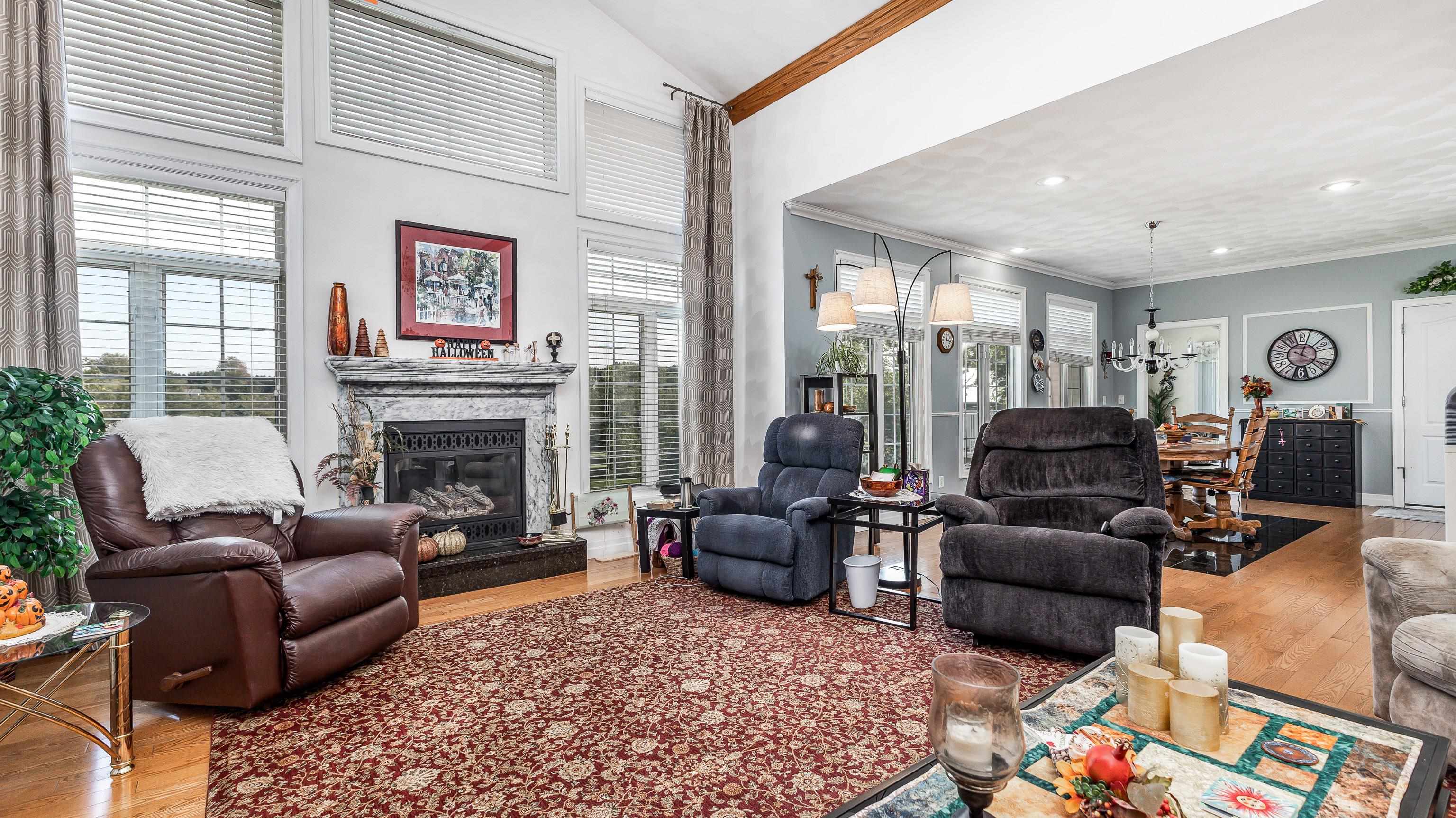 2182 Seippel Road