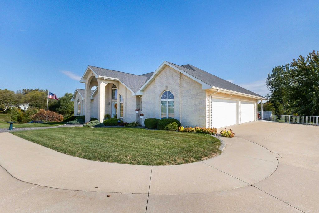 Photo of 2182 Seippel Road, Asbury, IA 52002 (MLS # 153252)