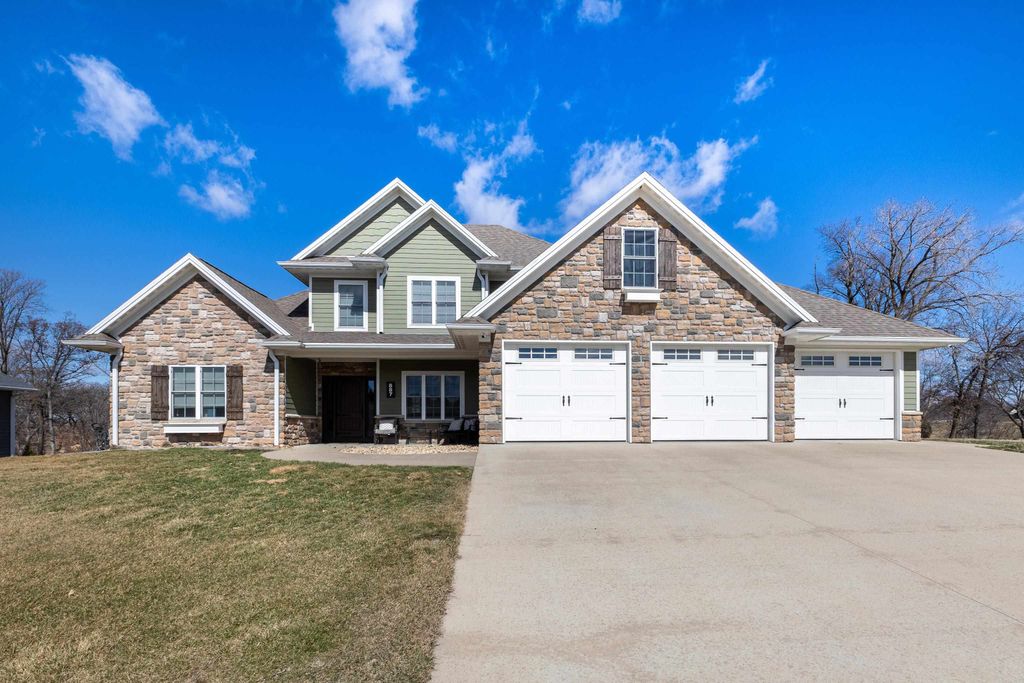 Photo of 887 Amara Court, Peosta, IA 52068 (MLS # 154171)