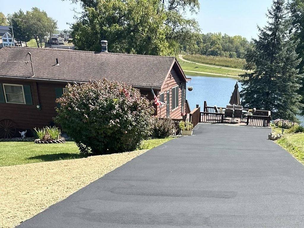 Photo of 22710 Lake Shore Drive, Bernard, IA 52032 (MLS # 153541)