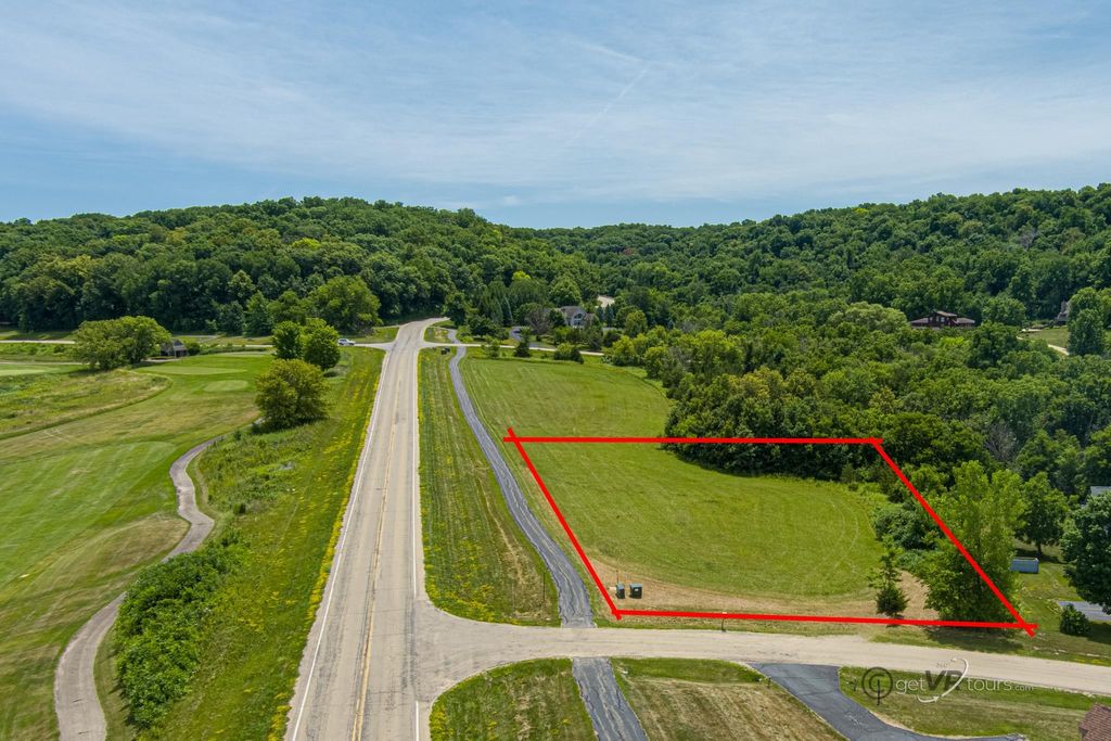 Photo of 29 Augusta Drive, Galena, IL 61036 (MLS # 152673)