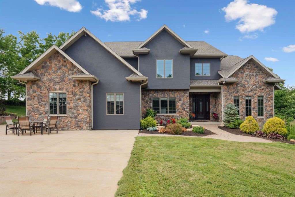 Photo of 12146 Whispering Meadows Drive, Dubuque, IA 52003 (MLS # 152179)