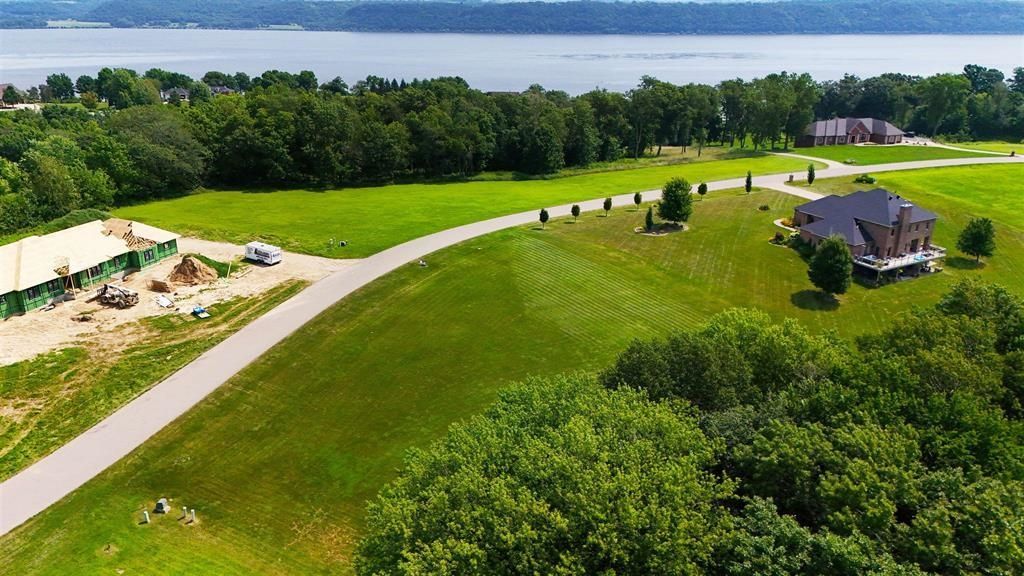 Photo of Lot 20 San Sebastian Drive, Dubuque, IA 52001 (MLS # 153302)