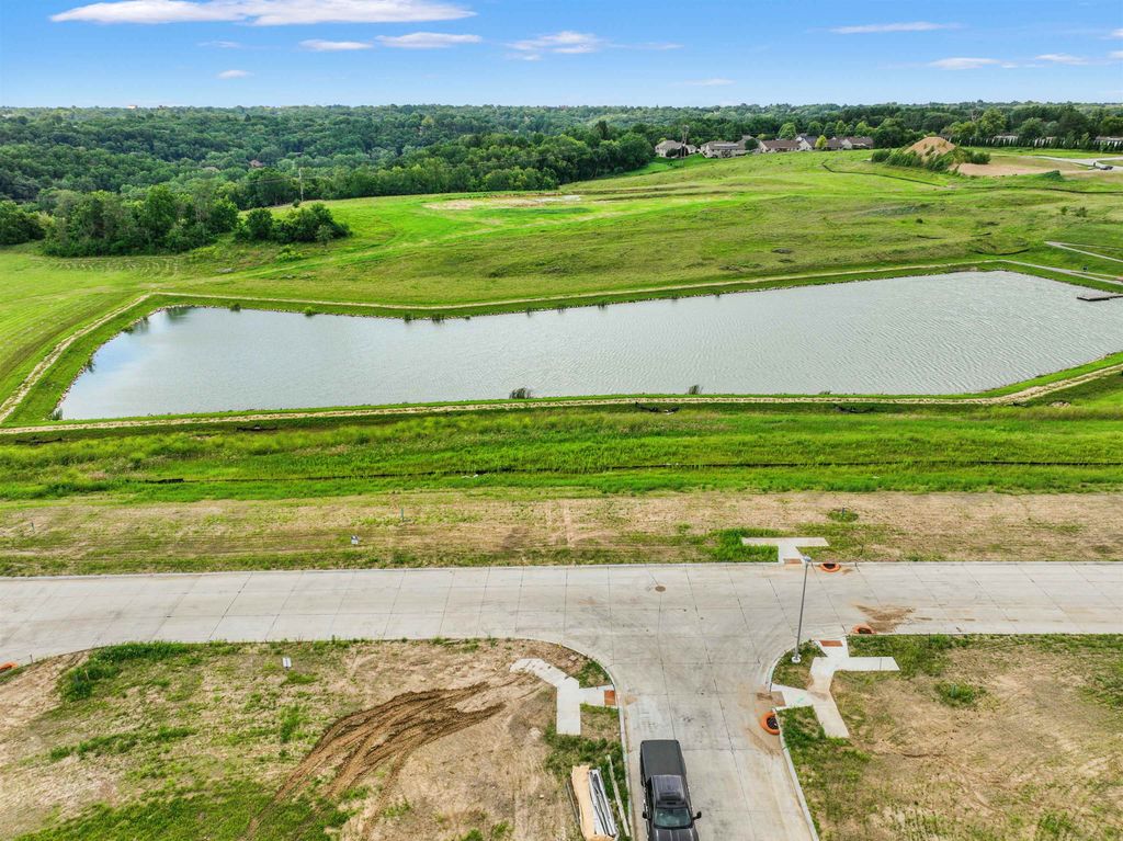 Photo of Lot 82 Waterbridge Lane, Dubuque, IA 52003 (MLS # 152547)