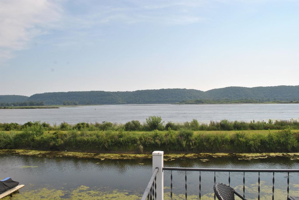 Photo of 158 Abel Drive, Guttenberg, IA 52052 (MLS # 152794)