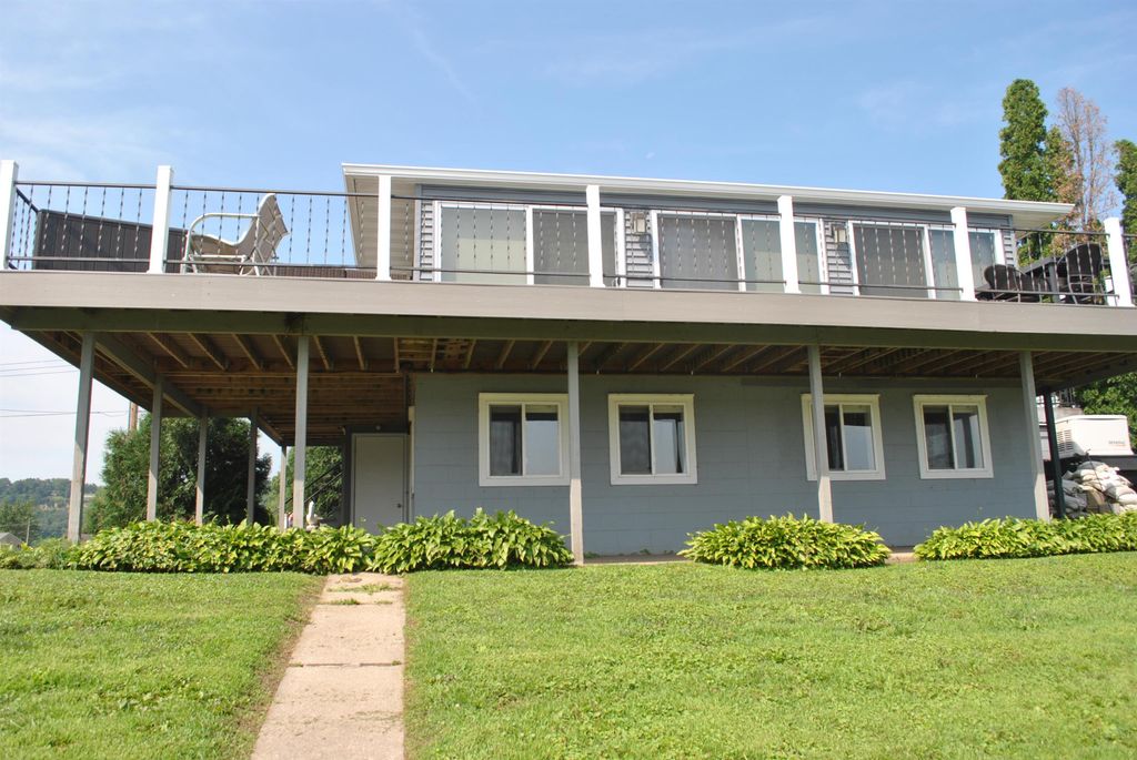 Photo of 158 Abel Drive, Guttenberg, IA 52052 (MLS # 152794)