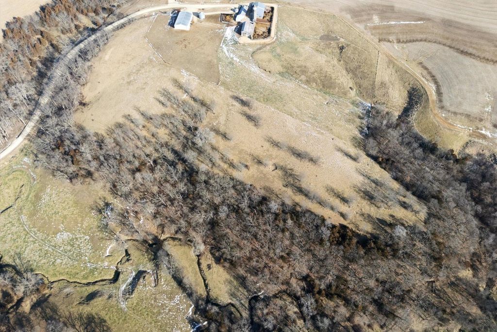 Photo of 44443 116th Street, Bellevue, IA 52031 (MLS # 154056)