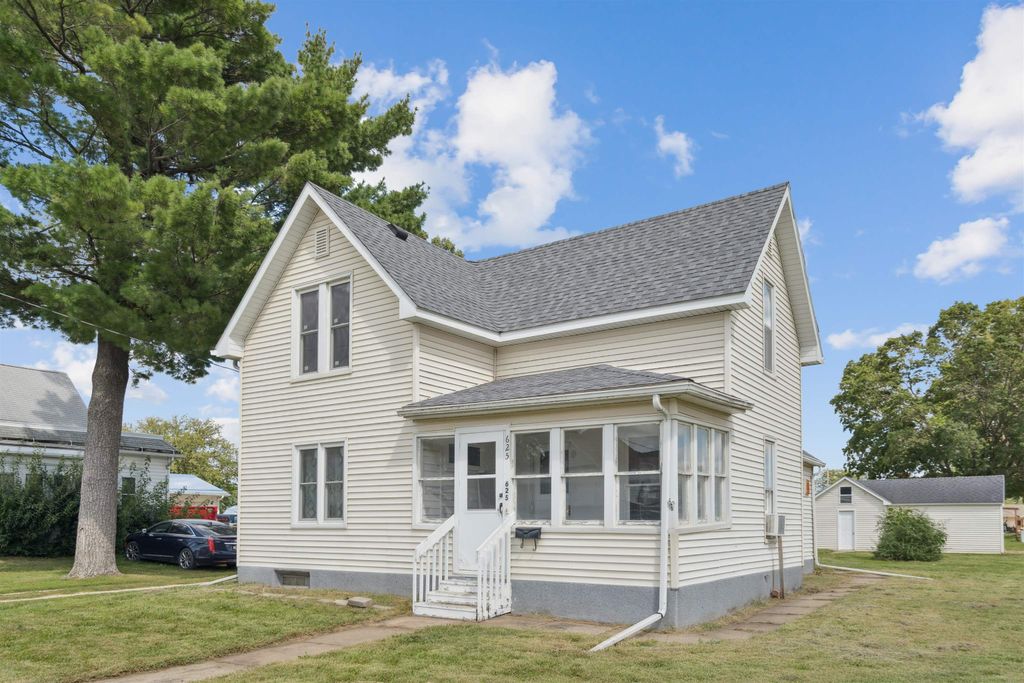 Photo of 625 6th Street, Jesup, IA 50648 (MLS # 152941)