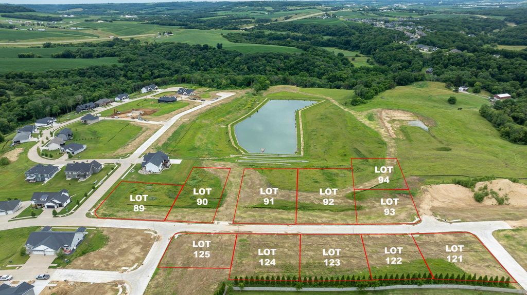 Photo of Lot 121 South Pointe Drive, Dubuque, IA 52003 (MLS # 152531)