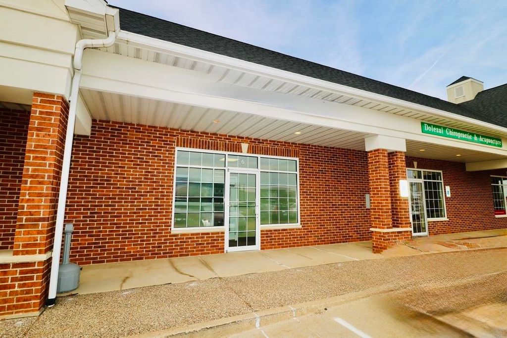 Photo of 3100 Cedar Crest Ridge #Suite 6, Dubuque, IA 52003 (MLS # 153376)