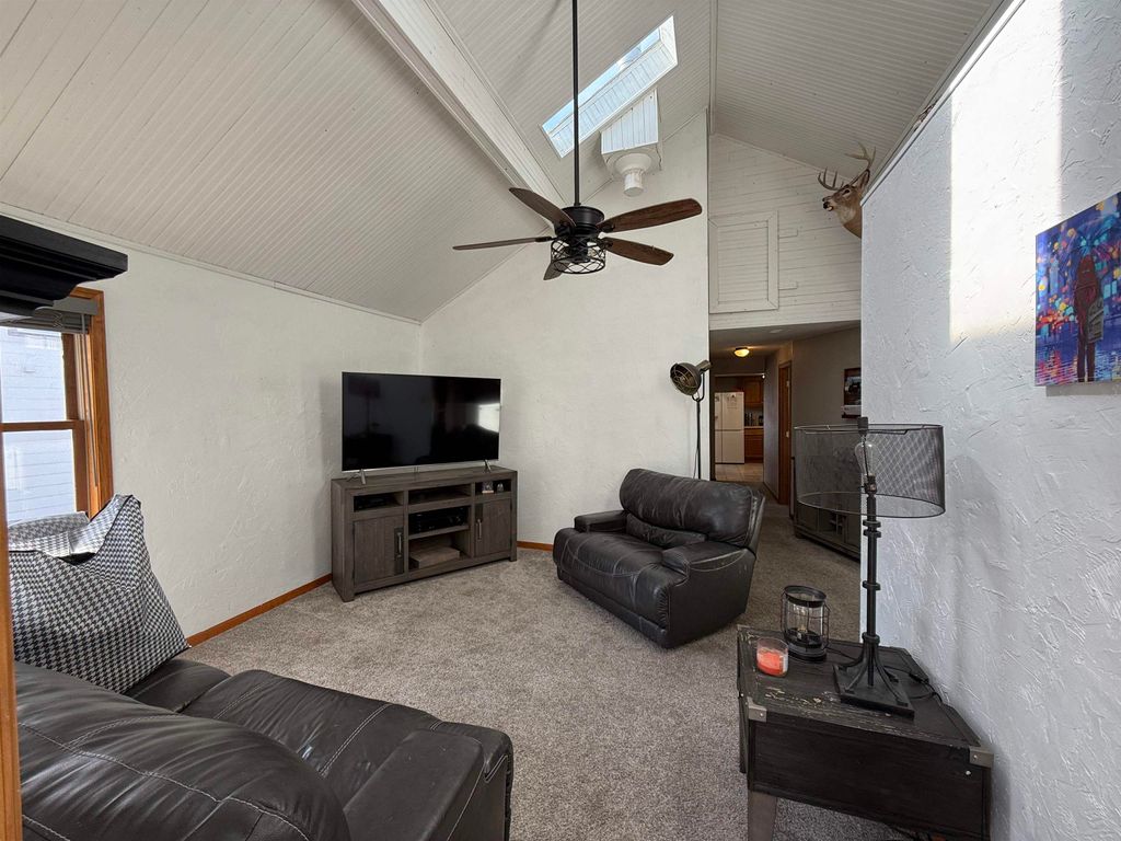 Photo of 2905 Pinard Street, Dubuque, IA 52001 (MLS # 154236)