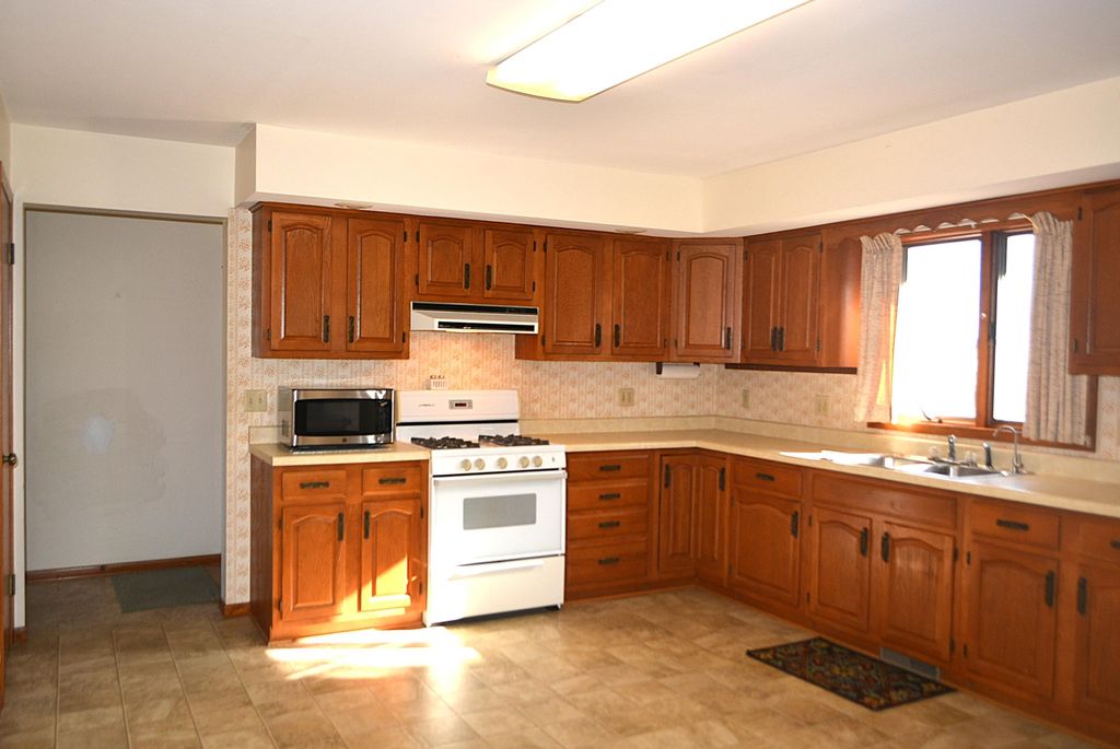 Photo of 102 S 2nd Street, Springbrook, IA 52075 (MLS # 154182)