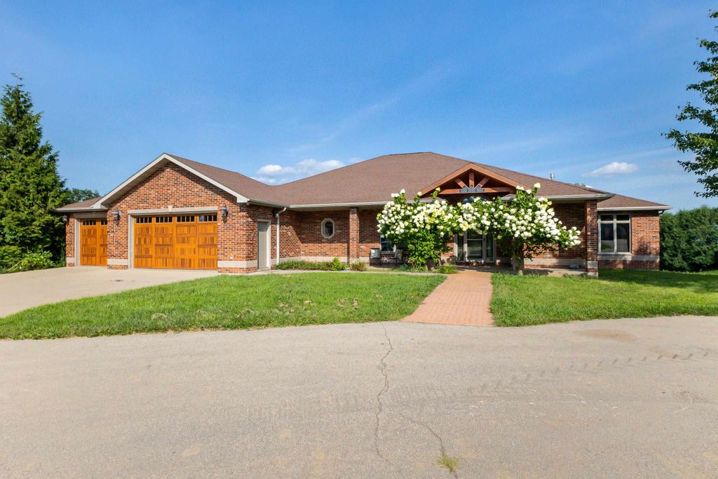 Photo of 16978 Asbury Road, Asbury, IA 52002 (MLS # 152813)