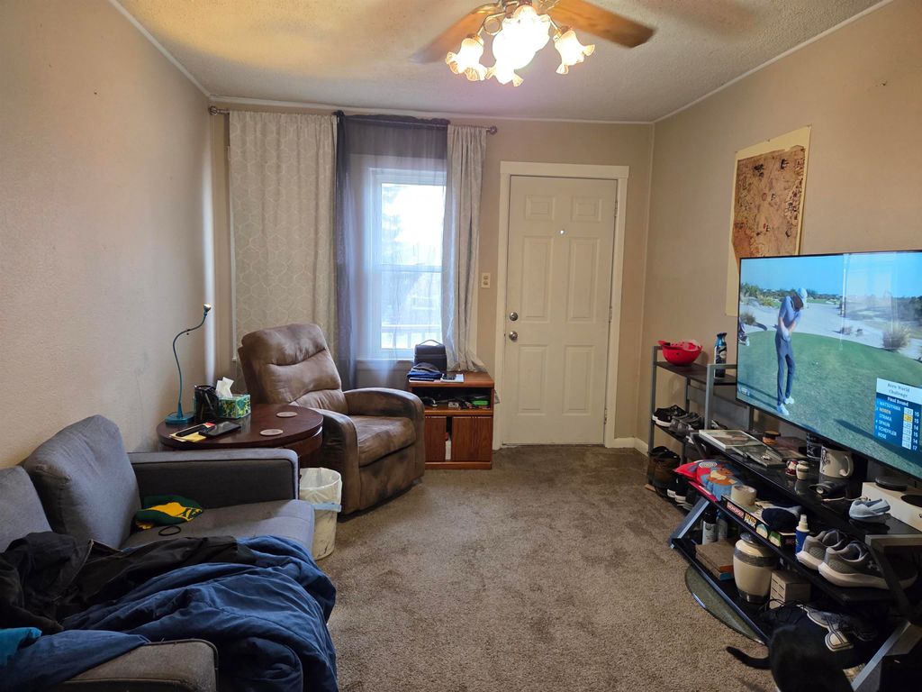 Photo of 1290 Cleveland Avenue, Dubuque, IA 52003 (MLS # 153663)