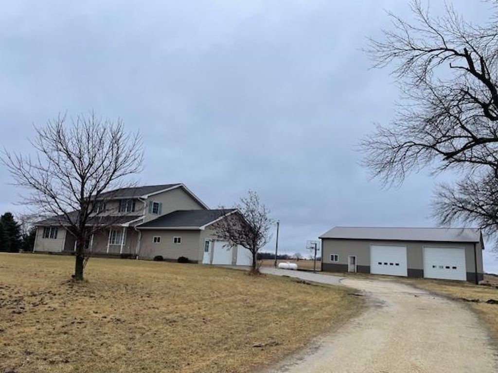 Photo of 1950 221st Street, Manchester, IA 52057 (MLS # 154143)