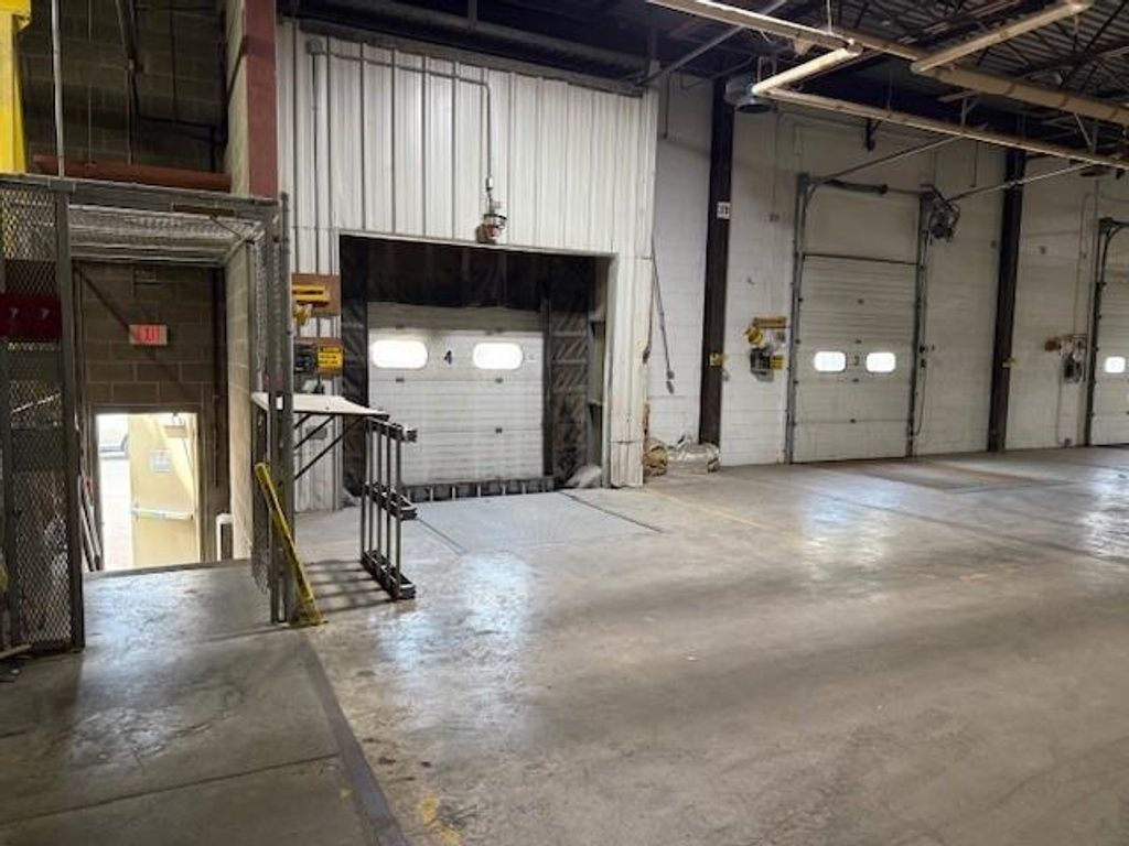 Photo of 2460 Kerper Boulevard #Suite 603, Dubuque, IA 52001 (MLS # 152367)