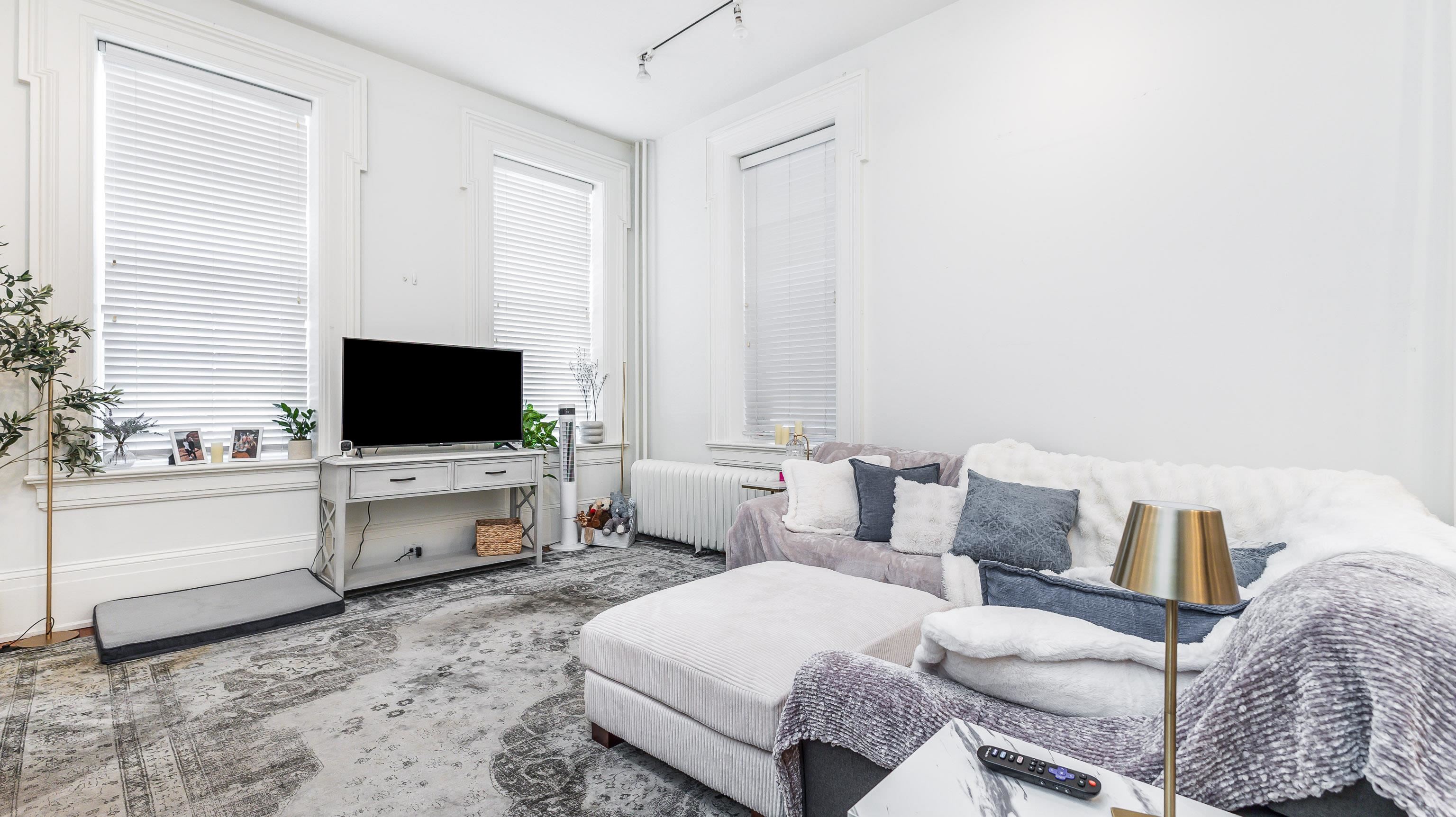 374 Bluff Street - Photo 2
