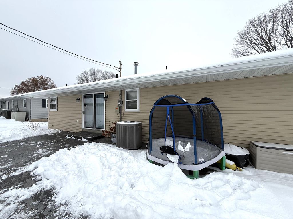 Photo of 705 Park Street, Bellevue, IA 52031 (MLS # 153560)