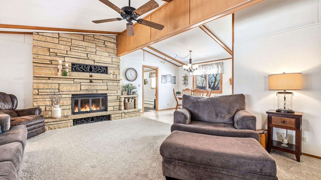 Photo of 15188 Humke Road, Dubuque, IA 52002 (MLS # 154151)