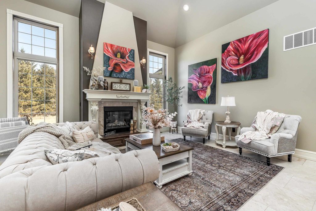 Photo of 2189 Tuscany Ridge Drive, Dubuque, IA 52002 (MLS # 153173)