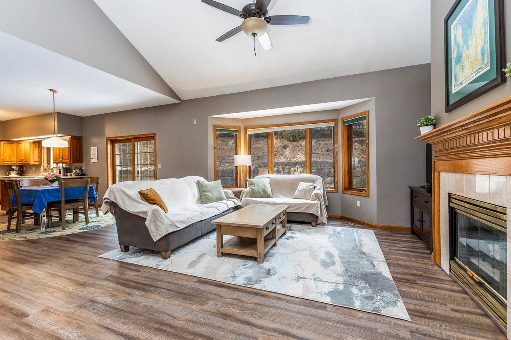 Photo of 847 Spires Drive, Dubuque, IA 52001 (MLS # 154031)