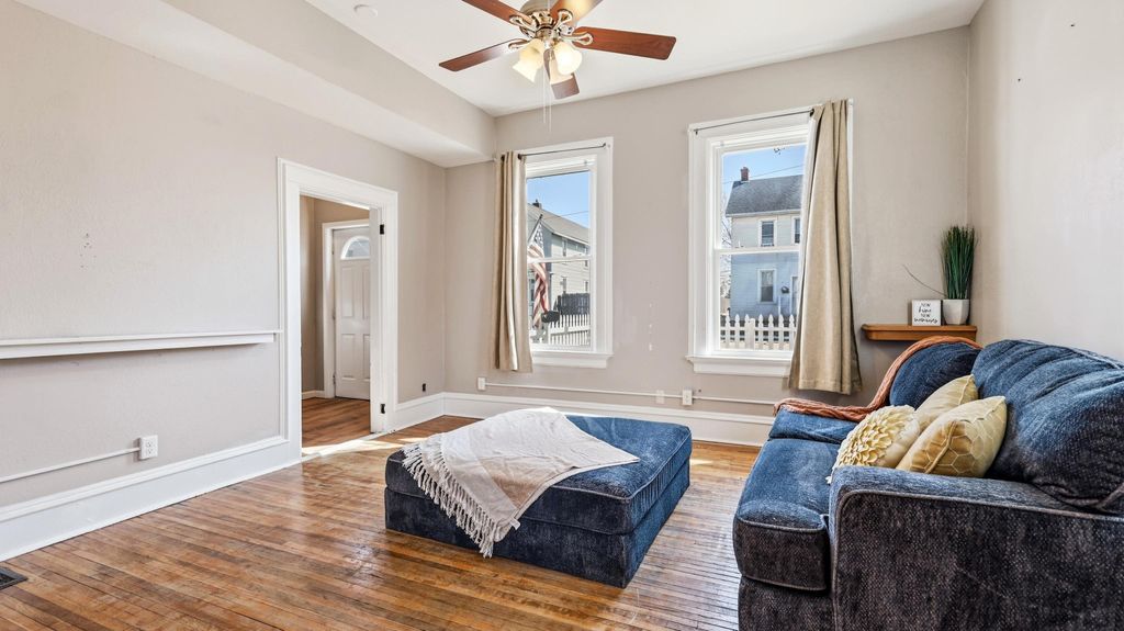 Photo of 1203 Rhomberg Avenue, Dubuque, IA 52001 (MLS # 154172)