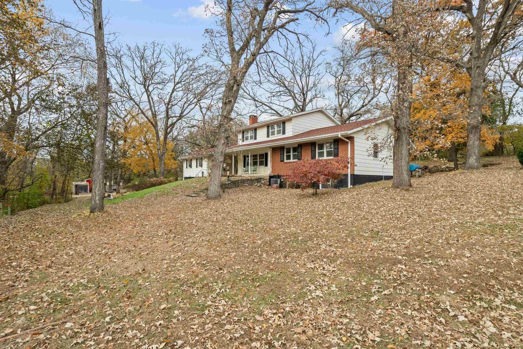 Photo of 30127 Prier Road, Dyersville, IA 52040 (MLS # 153442)