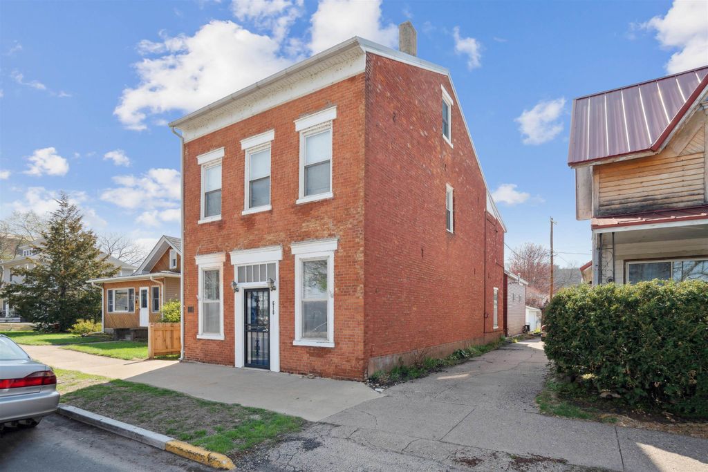 Photo of 618 S River Park Drive, Guttenberg, IA 52052 (MLS # 151858)