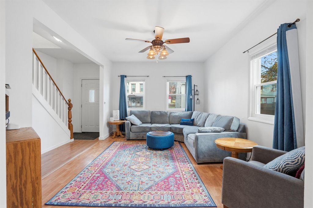 Photo of 2529 Windsor Avenue, Dubuque, IA 52001 (MLS # 153535)