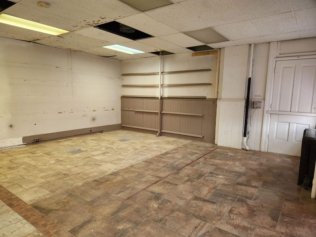 Photo of 576 Central Avenue, Dubuque, IA 52001 (MLS # 154206)