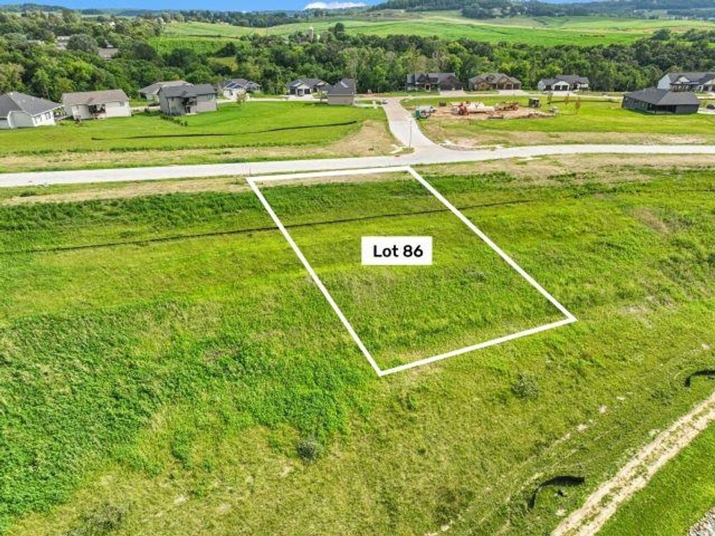 Photo of Lot 86 Waterbridge Lane, Dubuque, IA 52003 (MLS # 152550)