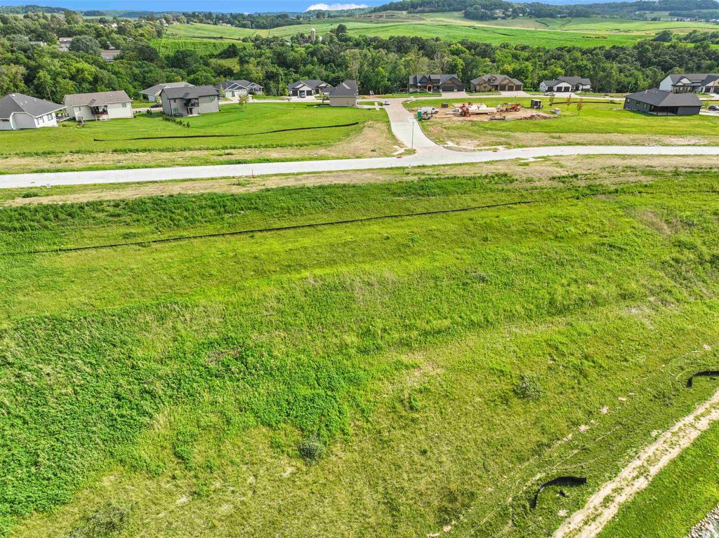 Photo of Lot 86 Waterbridge Lane, Dubuque, IA 52003 (MLS # 152550)