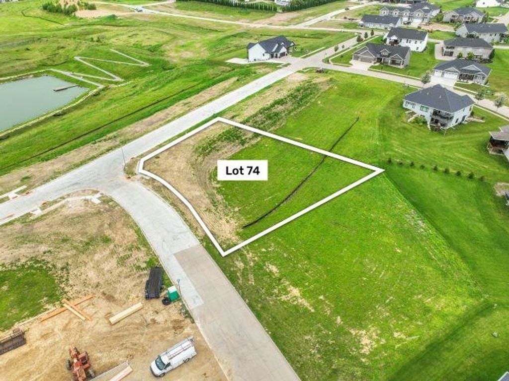 Photo of Lot 74 Waterbridge Lane, Dubuque, IA 52003 (MLS # 152538)