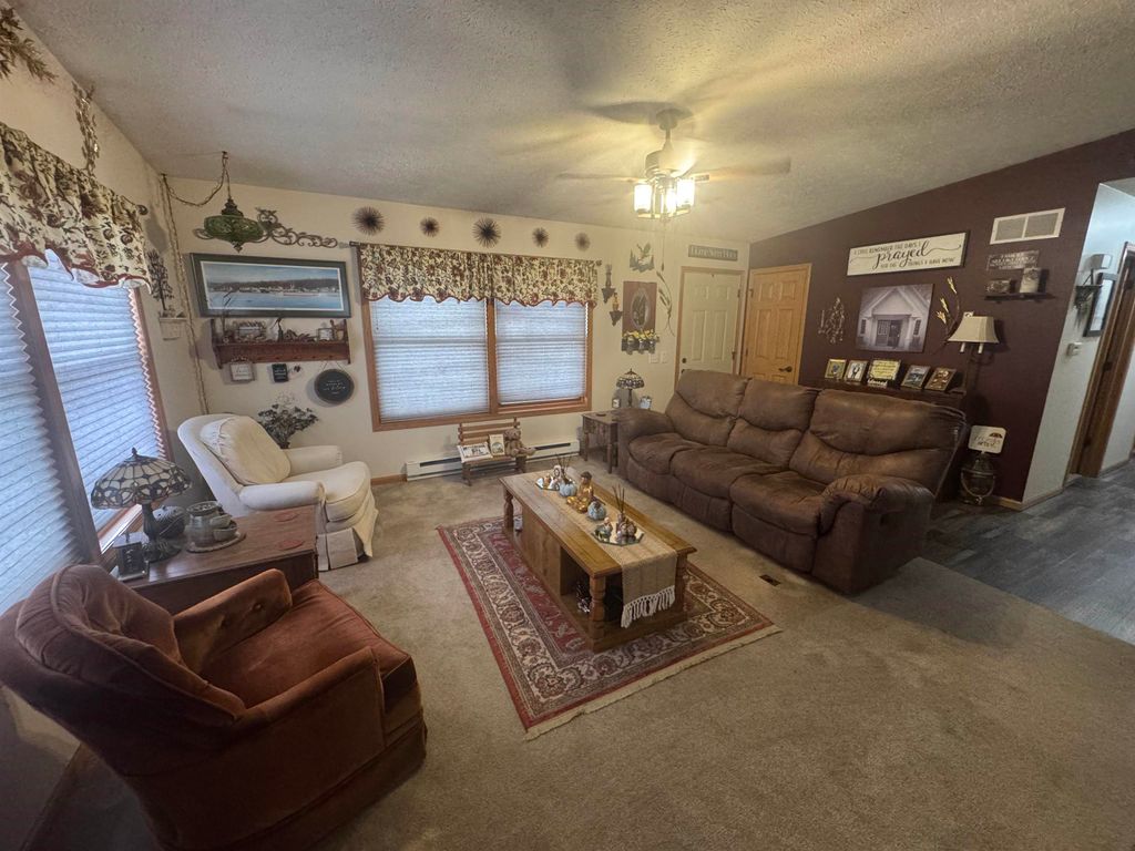 Photo of 303 Main Street, Guttenberg, IA 52052 (MLS # 153753)