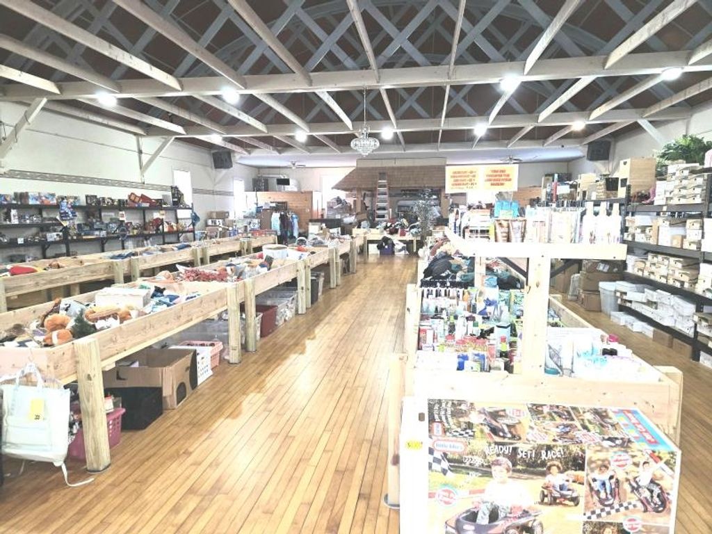 Photo of 1653 300th Avenue, Dyersville, IA 52040 (MLS # 153729)